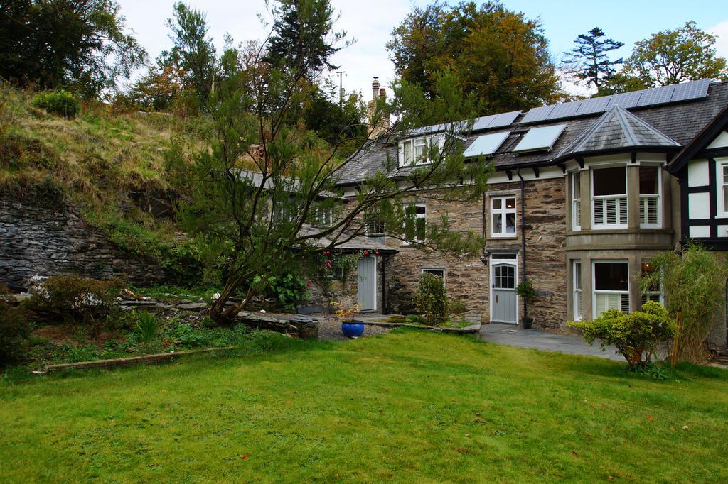 Llety Morben Villa Machynlleth Exterior photo